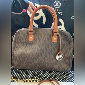 Brown Michael Kors handbag purse. Matching wallet as well